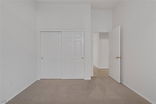 Building Photo - 10132 Crest Brook Pl