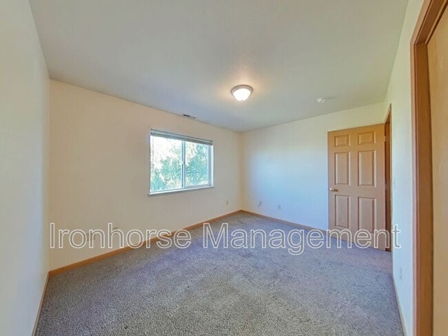 Building Photo - 2491 Wheeler Dr