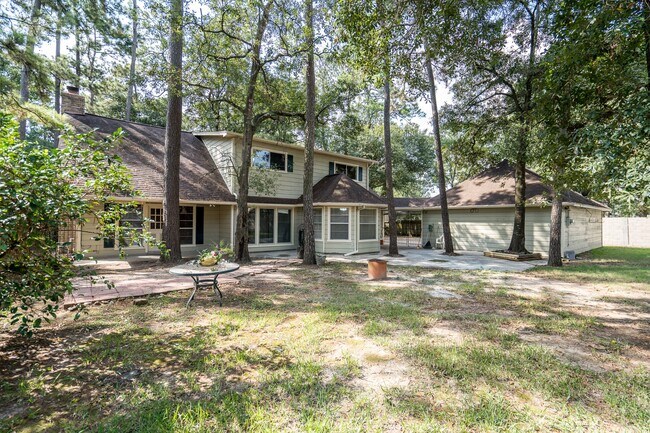 Building Photo - 8330 Silver Shadows Ln