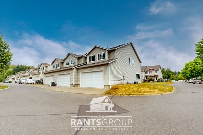 Building Photo - Spacious 3 Bed, 2.5 Bath Townhome in Lacey...