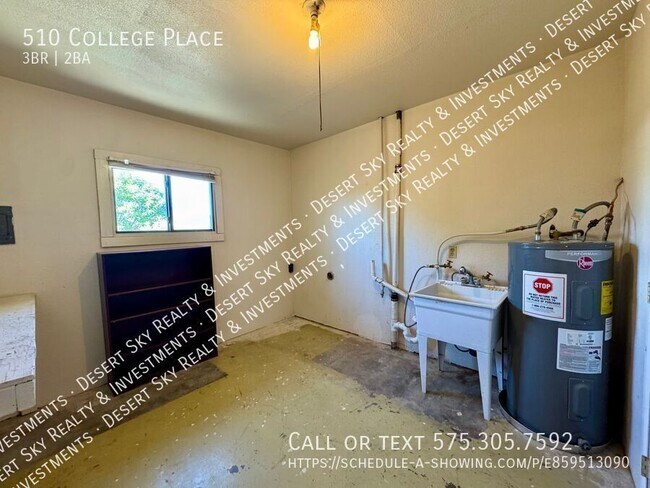 Building Photo - 510 College Pl