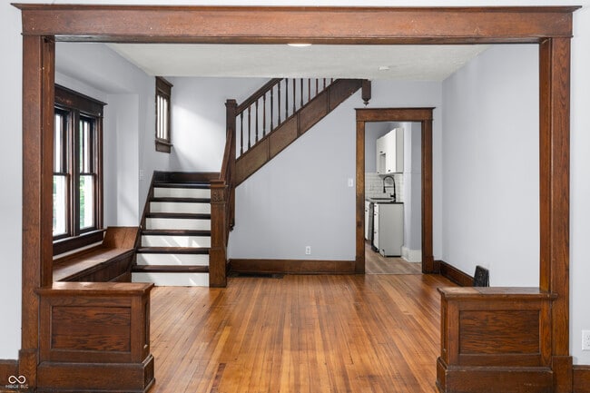 Building Photo - 2330 E 16th St