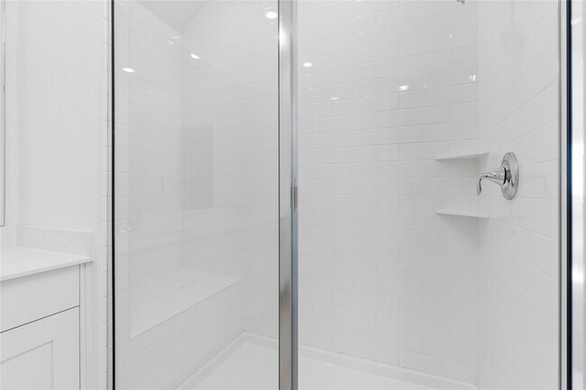 Building Photo - 27531 Sunterra Village Dr