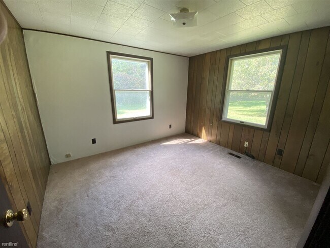 Building Photo - 3 br, 1.5 bath House - 12415 W Michigan Ave