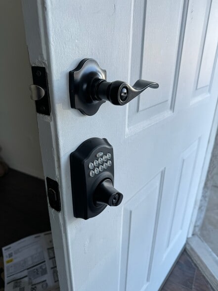 Building Photo - 3378 Iroquois Dr