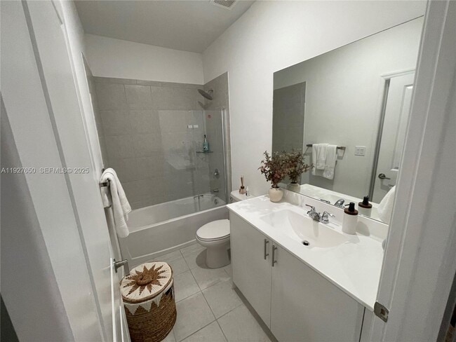 Building Photo - 12868 SW 232nd Ln