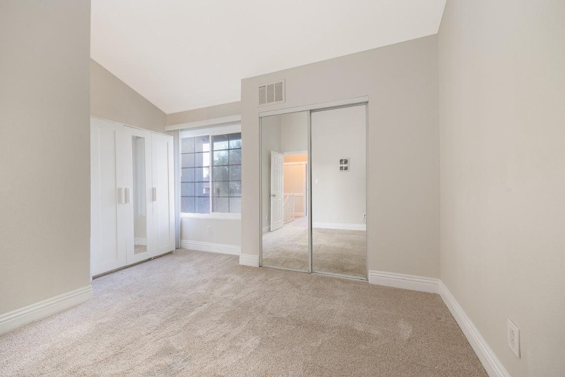 Building Photo - 10264 Maya Linda Rd