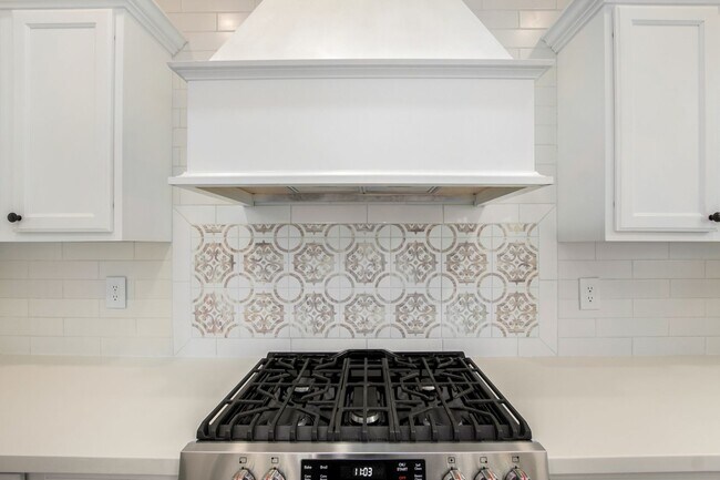 Building Photo - 3 Bedroom 2.5  Bathroom  - Villages at Ran...