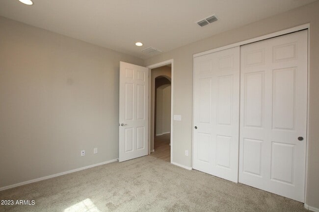 Building Photo - 21379 N 269th Ave