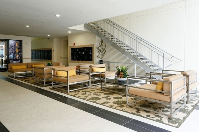 Building Photo - 2401 S Gessner Rd