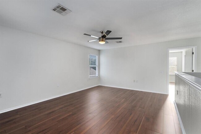 Building Photo - 3516 Sand Dunes Ave