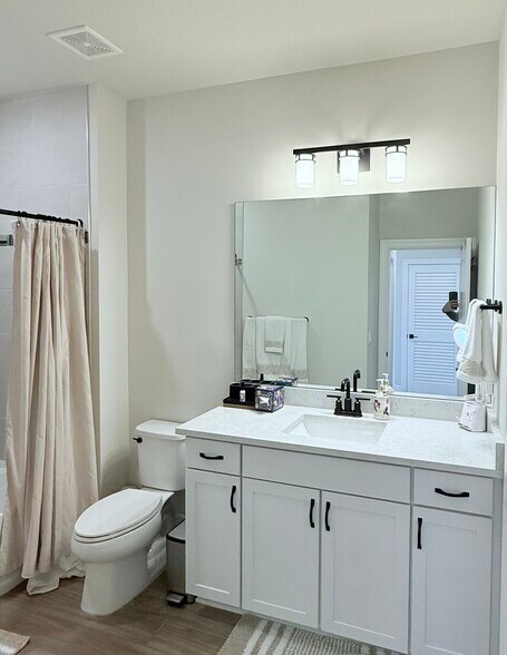 Building Photo - 4408 Appleton Cir W
