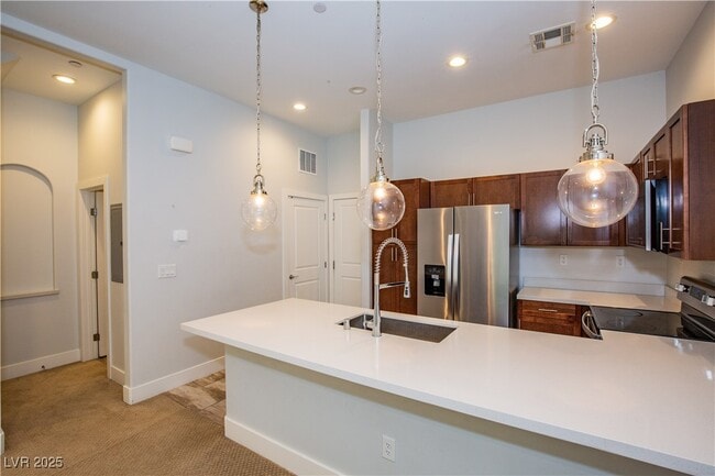 Building Photo - 10557 Ridge Glow Ave