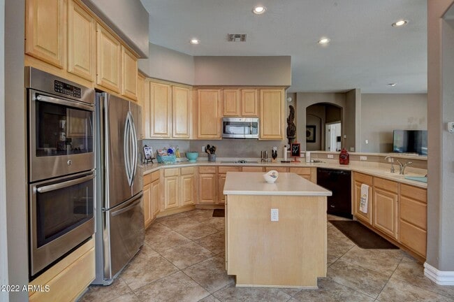 Building Photo - 7673 E Quill Ln