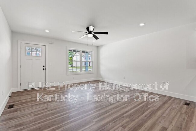 Building Photo - 340 Winding Branch Dr