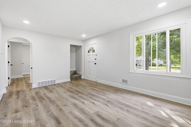 Building Photo - 1219 Becker Ave
