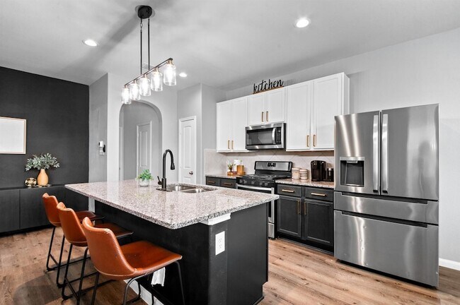 Building Photo - 3915 Calasso Ct