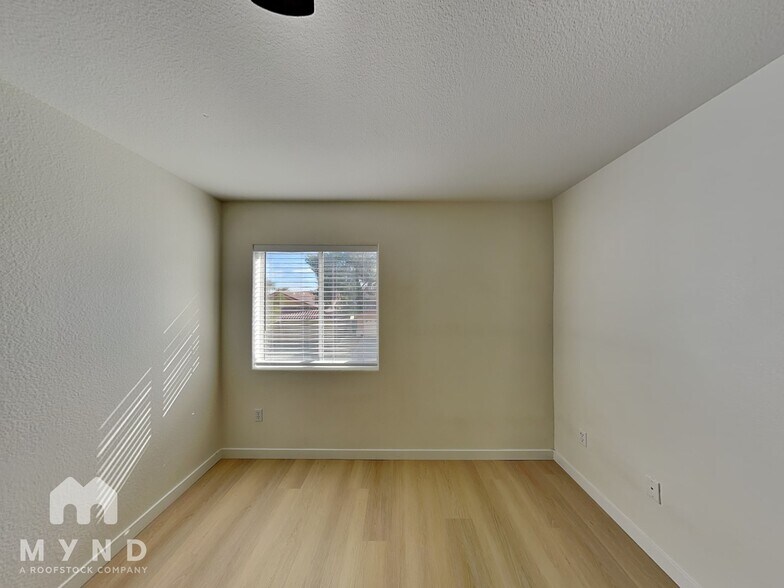 Building Photo - 1709 Wandering Winds Way