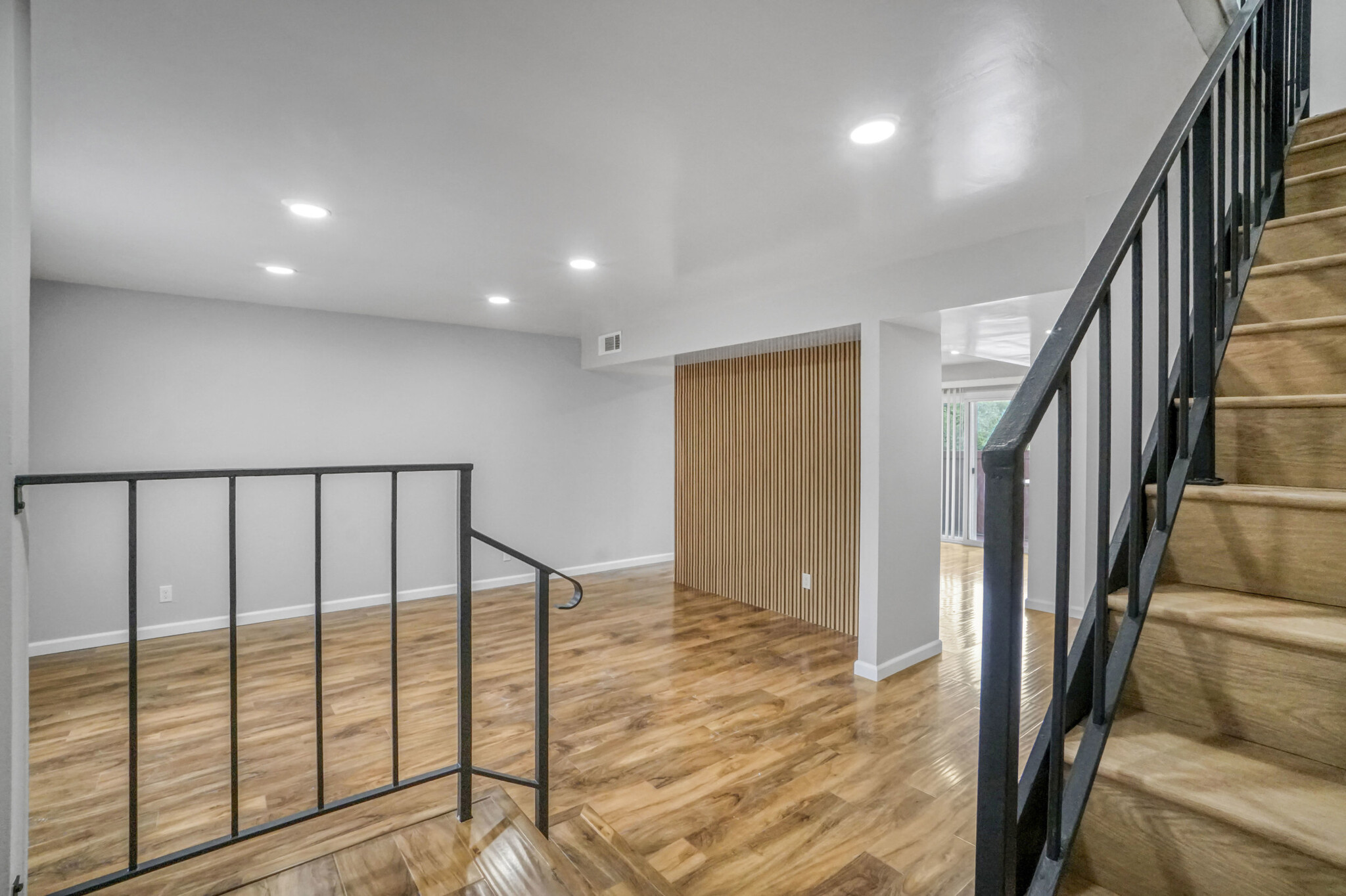 Building Photo - 3974 Tarrytown Ln