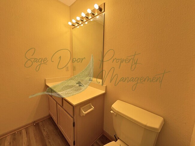 Building Photo - 505 NE 1st St