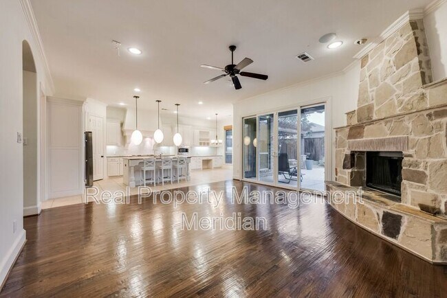 Building Photo - 14900 Foxbriar Ln