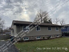 Building Photo - Available Jan 2025 - Great 3-BDR 2-BTH Dup...