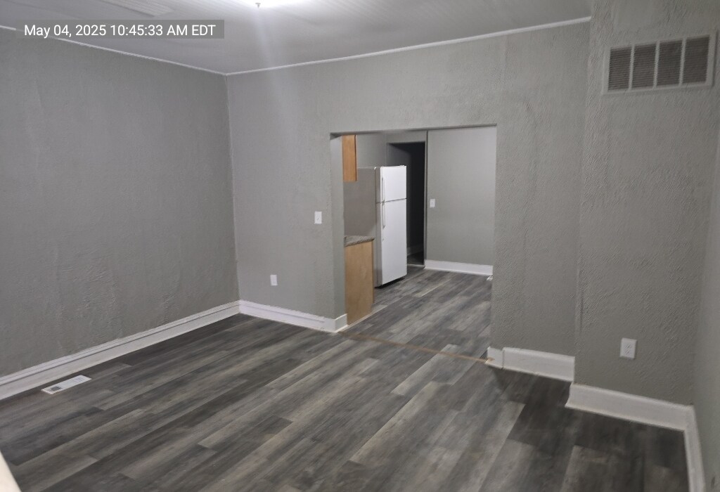 Building Photo - 2246 Sidney Ave
