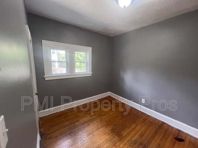 Building Photo - 1536 N 38th St