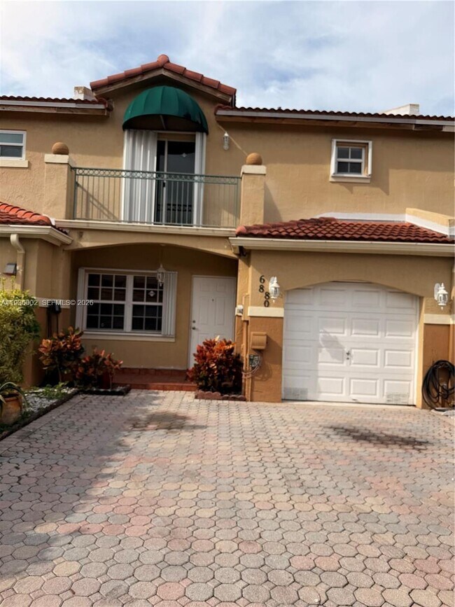 Building Photo - 6880 SW 158th Ct