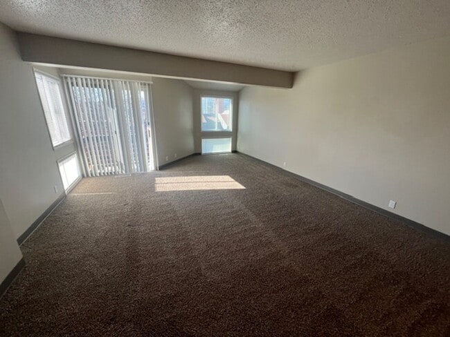 Building Photo - 2575 Irving Ct