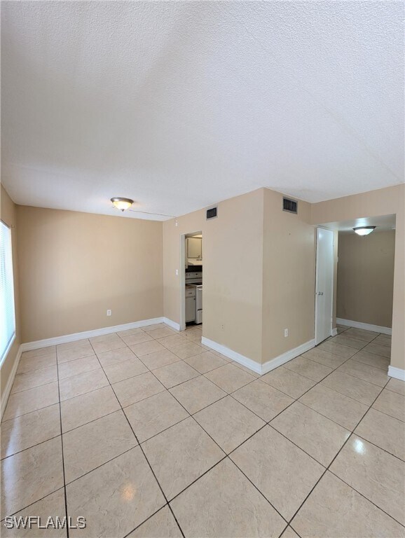 Building Photo - 1830 Maravilla Ave