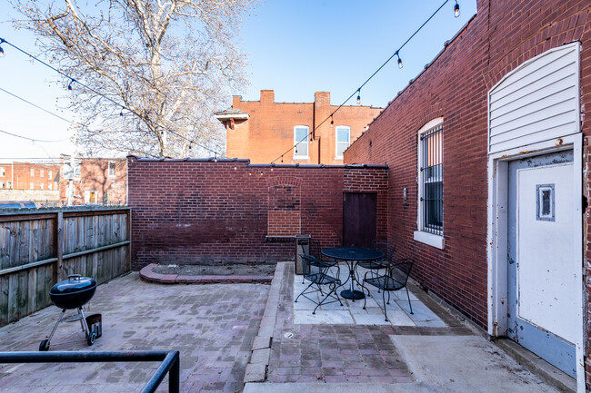 Back Door with Patio (Shared with 1 other Unit) - 4173 Juniata St