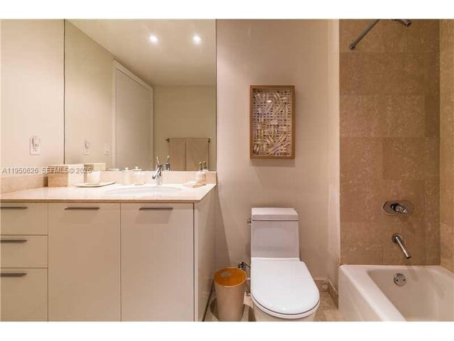 Building Photo - 400 Alton Rd