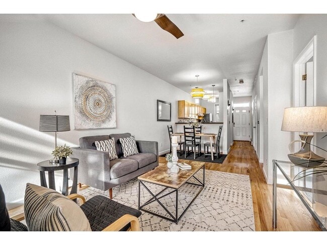 Building Photo - 2 Bed 2 Bath Condo In the Heart of Downtown Boulder!
