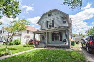 Building Photo - 209 S Pearl St