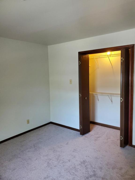 Building Photo - 60 Fredericka St