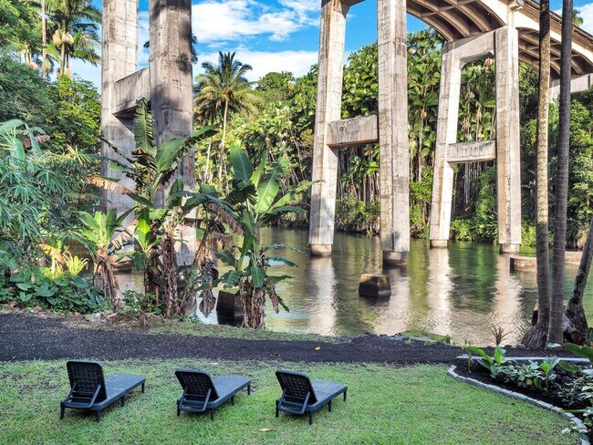 Building Photo - Oceanfront Estate: The Honolii Hale