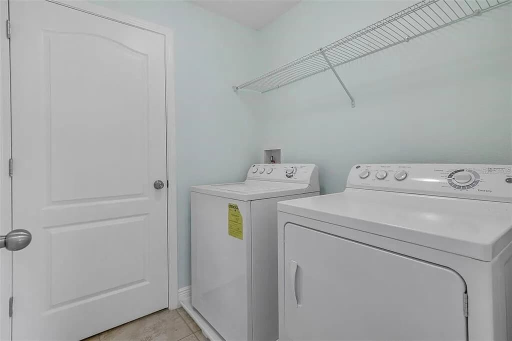 Building Photo - 3530 Rodrick Cir