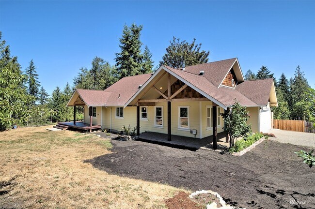 Building Photo - 31 E Peyton Pl