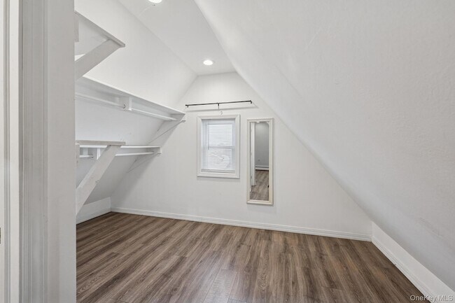 Building Photo - 264 S Ocean Ave