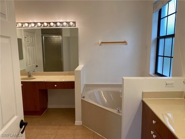 Building Photo - 15270 Summit Pl Cir