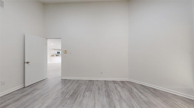 Building Photo - 7415 Alcomita Dr