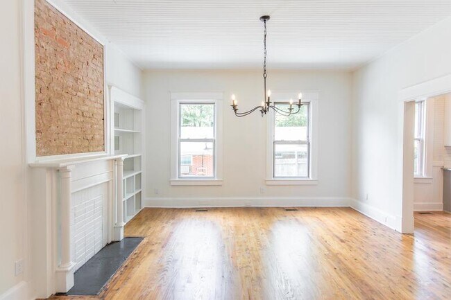 Building Photo - 208 N Guthrie Ave