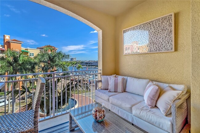 Primary Photo - 450 Bayfront Pl