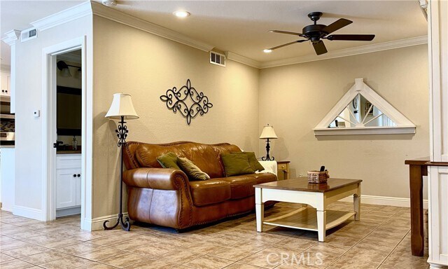 Building Photo - 26053 Via Pera