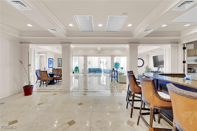 Building Photo - 2745 First St