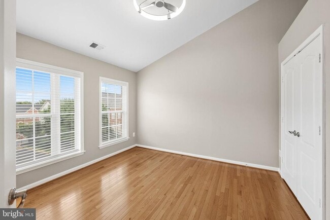 Building Photo - 2821 Laura Gae Cir