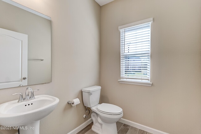 Building Photo - 1325 Salt Ridge Ave