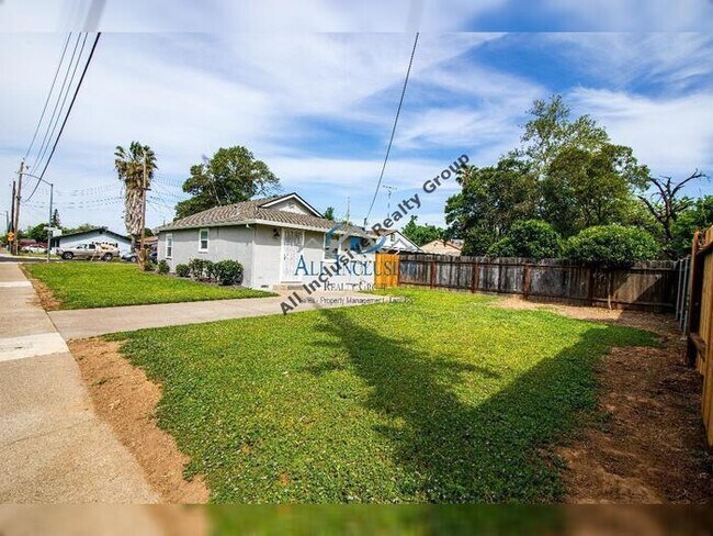 Building Photo - Great 3BD 2 BA home
