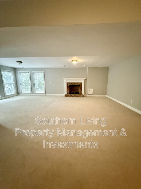 Building Photo - 1806 Asbury Hall Ct